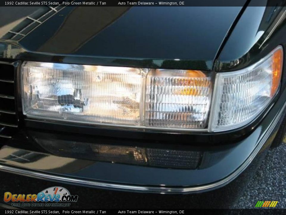 1992 Cadillac Seville STS Sedan Polo Green Metallic / Tan Photo #36