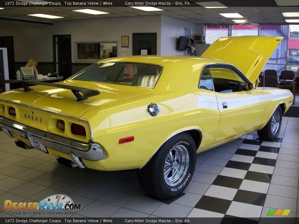 1972 Dodge Challenger Coupe Top Banana Yellow / White Photo #6