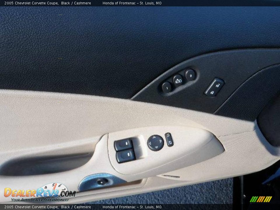 2005 Chevrolet Corvette Coupe Black / Cashmere Photo #11