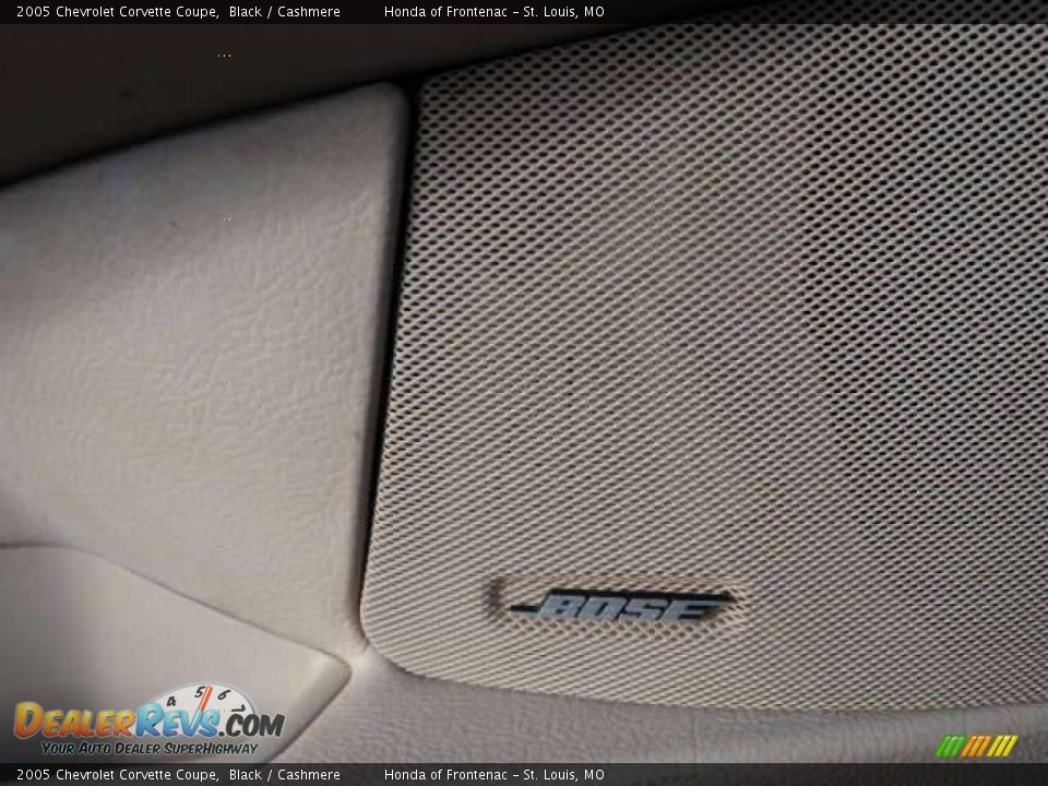 2005 Chevrolet Corvette Coupe Black / Cashmere Photo #12