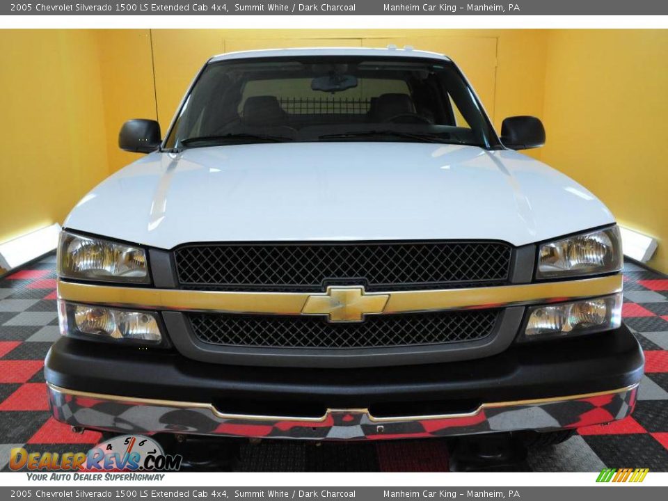 2005 Chevrolet Silverado 1500 LS Extended Cab 4x4 Summit White / Dark Charcoal Photo #2