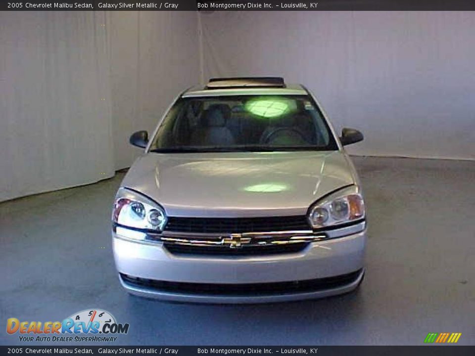 2005 Chevrolet Malibu Sedan Galaxy Silver Metallic / Gray Photo #2