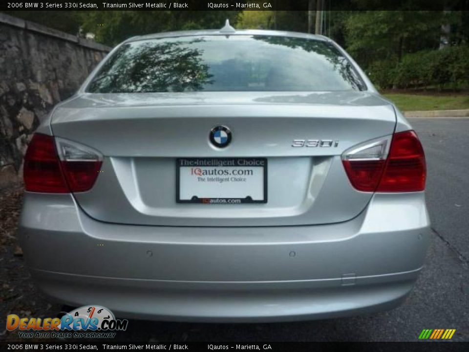 2006 BMW 3 Series 330i Sedan Titanium Silver Metallic / Black Photo #12