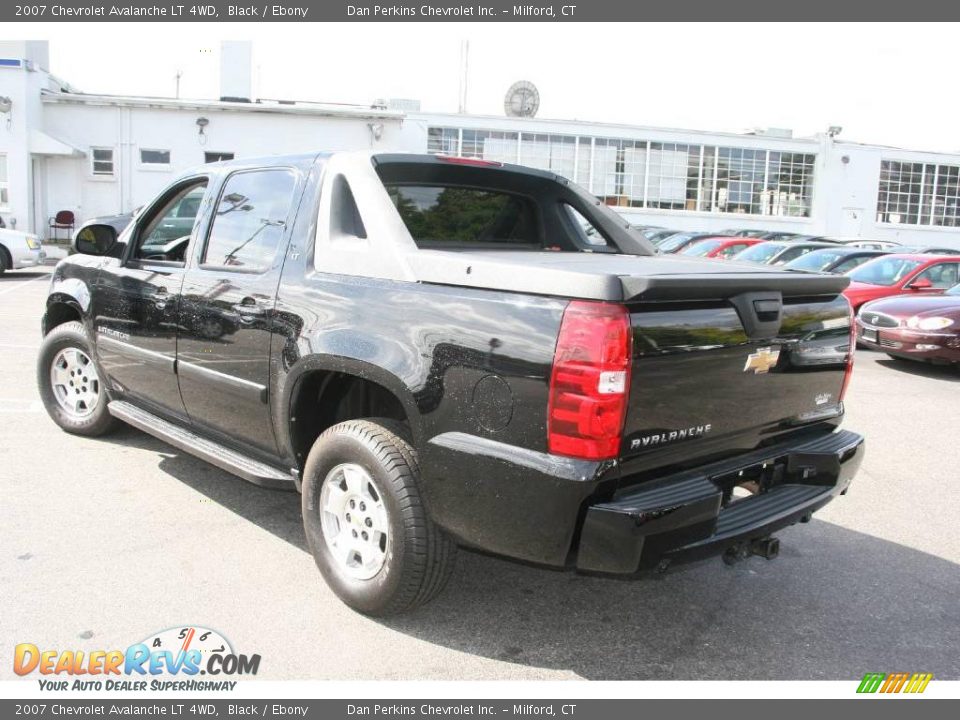 2007 Chevrolet Avalanche LT 4WD Black / Ebony Photo #8