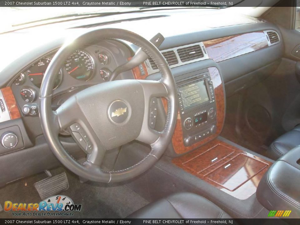 2007 Chevrolet Suburban 1500 LTZ 4x4 Graystone Metallic / Ebony Photo #9