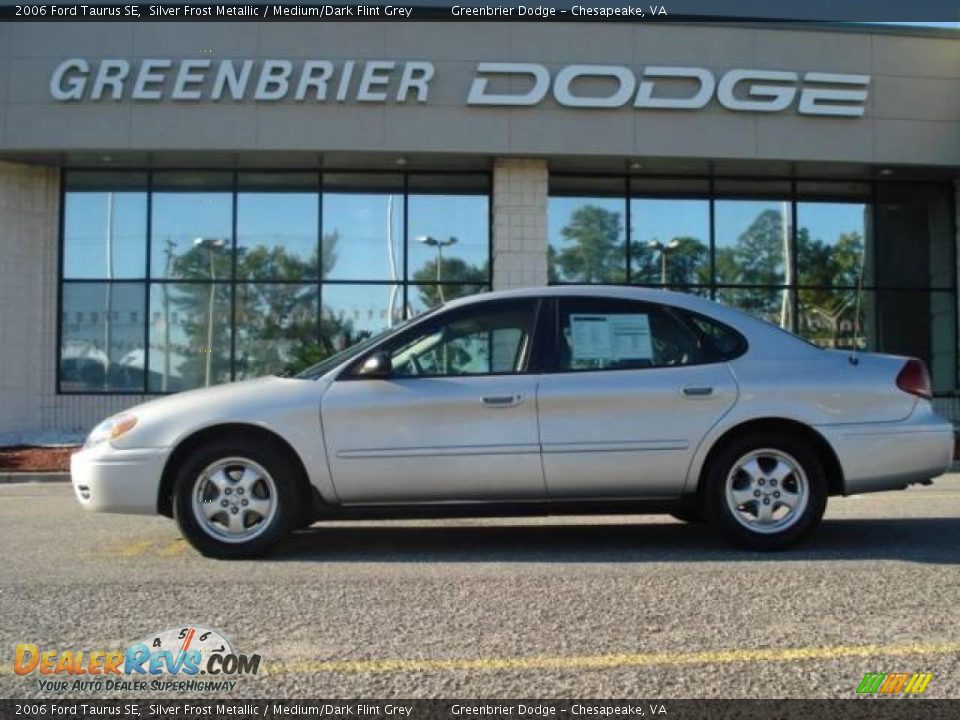 2006 Ford Taurus SE Silver Frost Metallic / Medium/Dark Flint Grey Photo #3