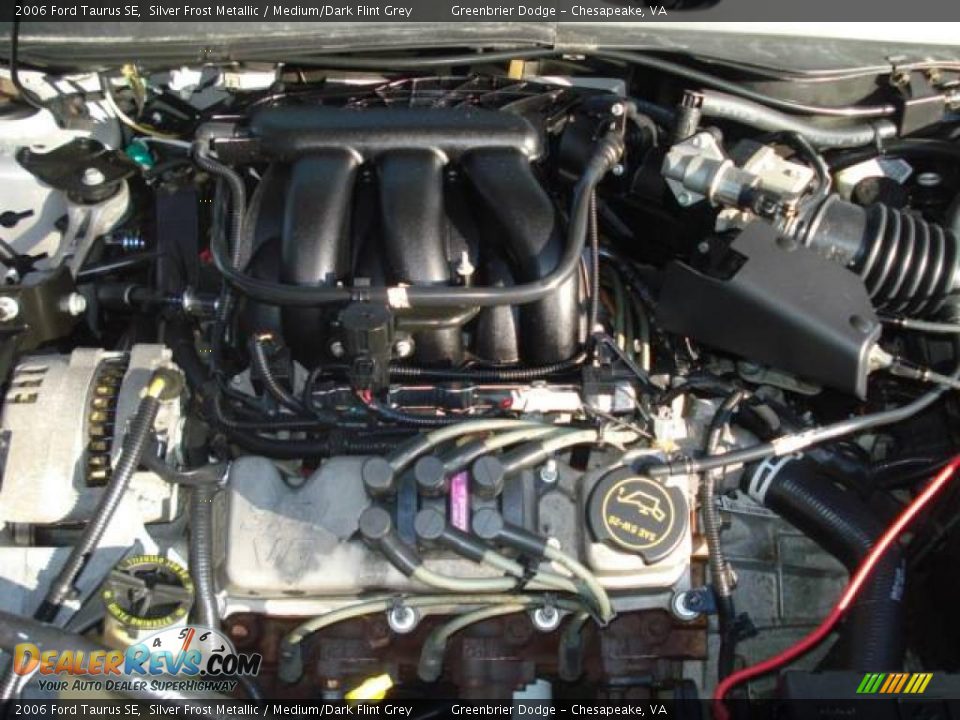 2006 Ford Taurus SE Silver Frost Metallic / Medium/Dark Flint Grey Photo #16