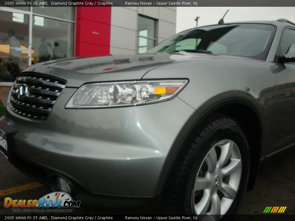 2005 Infiniti FX 35 AWD Diamond Graphite Gray / Graphite Photo #16