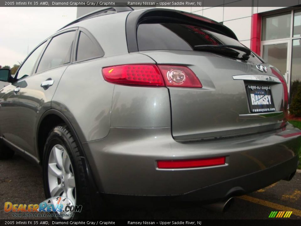 2005 Infiniti FX 35 AWD Diamond Graphite Gray / Graphite Photo #18