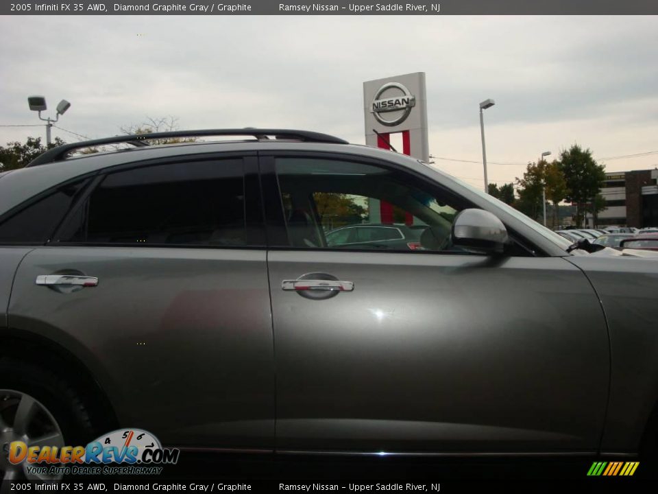 2005 Infiniti FX 35 AWD Diamond Graphite Gray / Graphite Photo #21