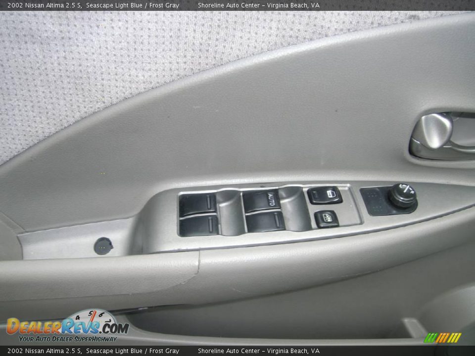 2002 Nissan Altima 2.5 S Seascape Light Blue / Frost Gray Photo #13