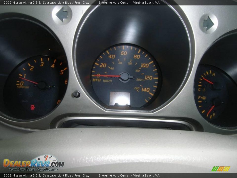 2002 Nissan Altima 2.5 S Seascape Light Blue / Frost Gray Photo #15