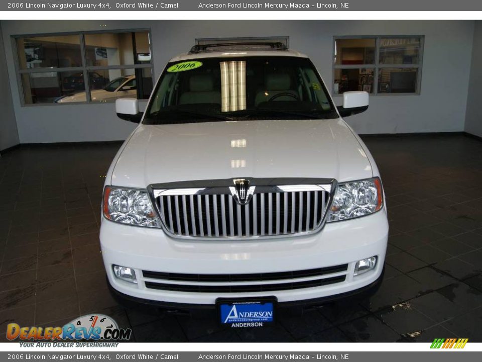 2006 Lincoln Navigator Luxury 4x4 Oxford White / Camel Photo #7