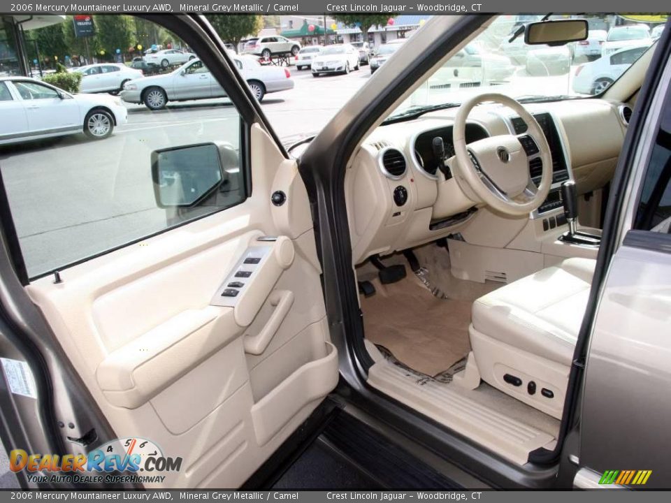 2006 Mercury Mountaineer Luxury AWD Mineral Grey Metallic / Camel Photo #10