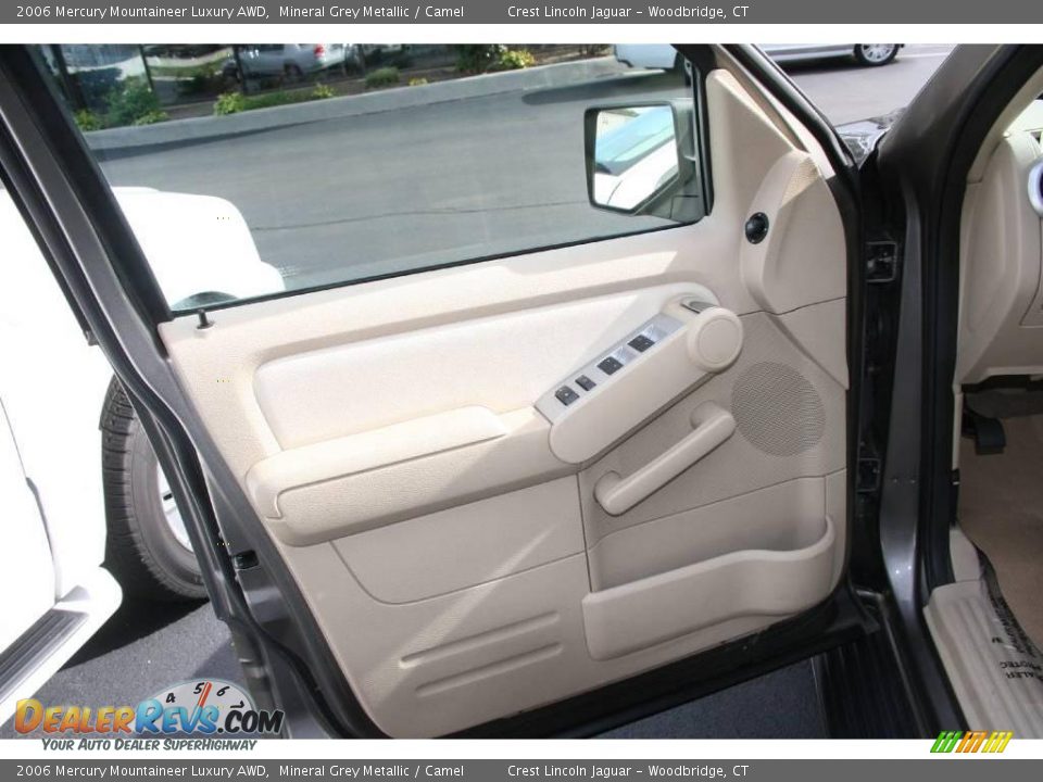 2006 Mercury Mountaineer Luxury AWD Mineral Grey Metallic / Camel Photo #12