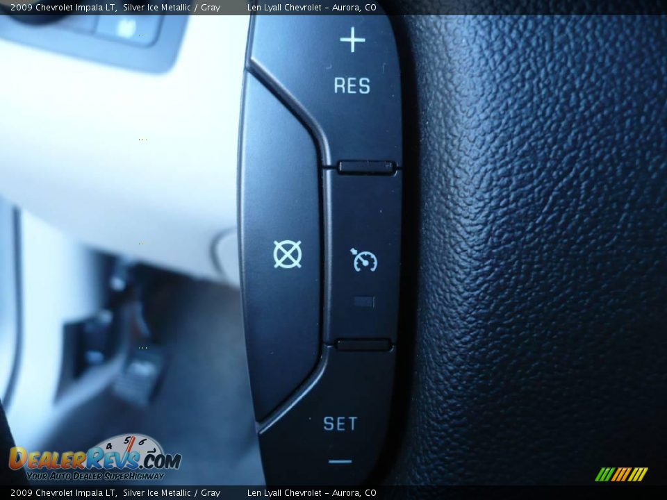 2009 Chevrolet Impala LT Silver Ice Metallic / Gray Photo #23