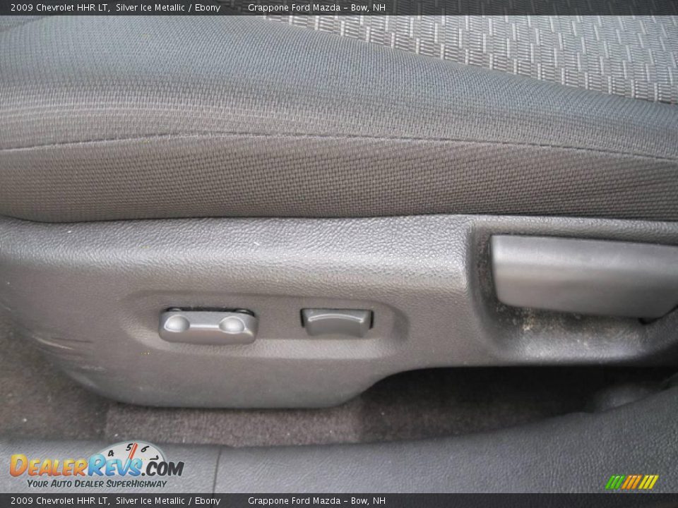 2009 Chevrolet HHR LT Silver Ice Metallic / Ebony Photo #6