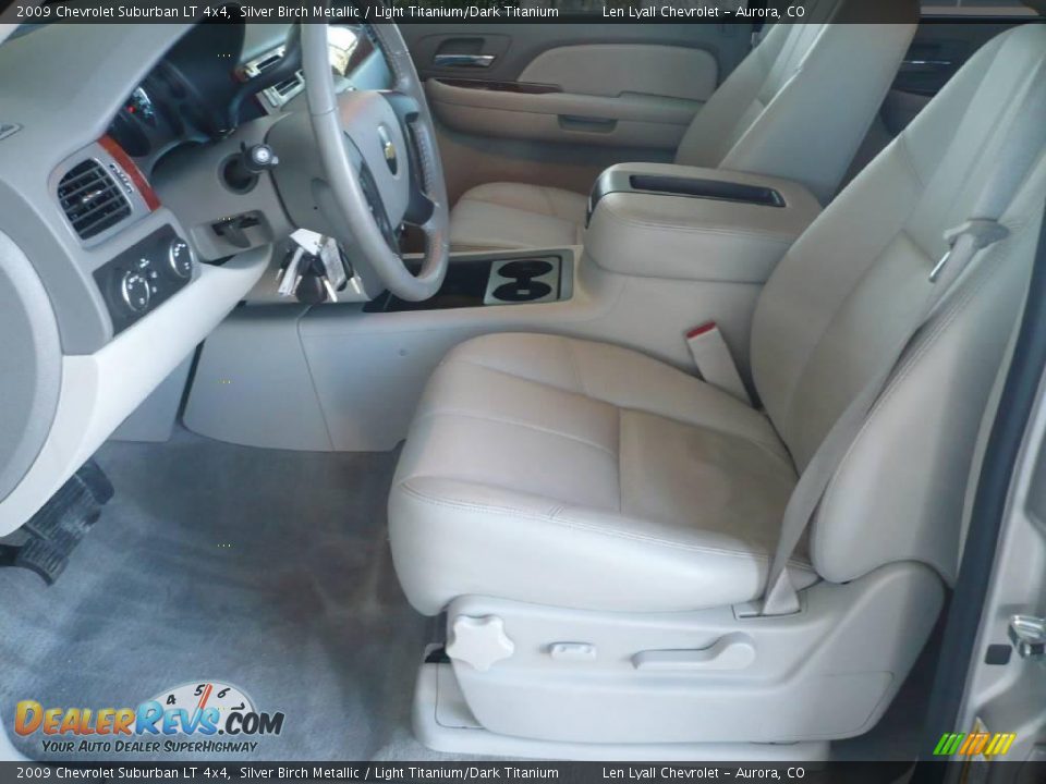 2009 Chevrolet Suburban LT 4x4 Silver Birch Metallic / Light Titanium/Dark Titanium Photo #9