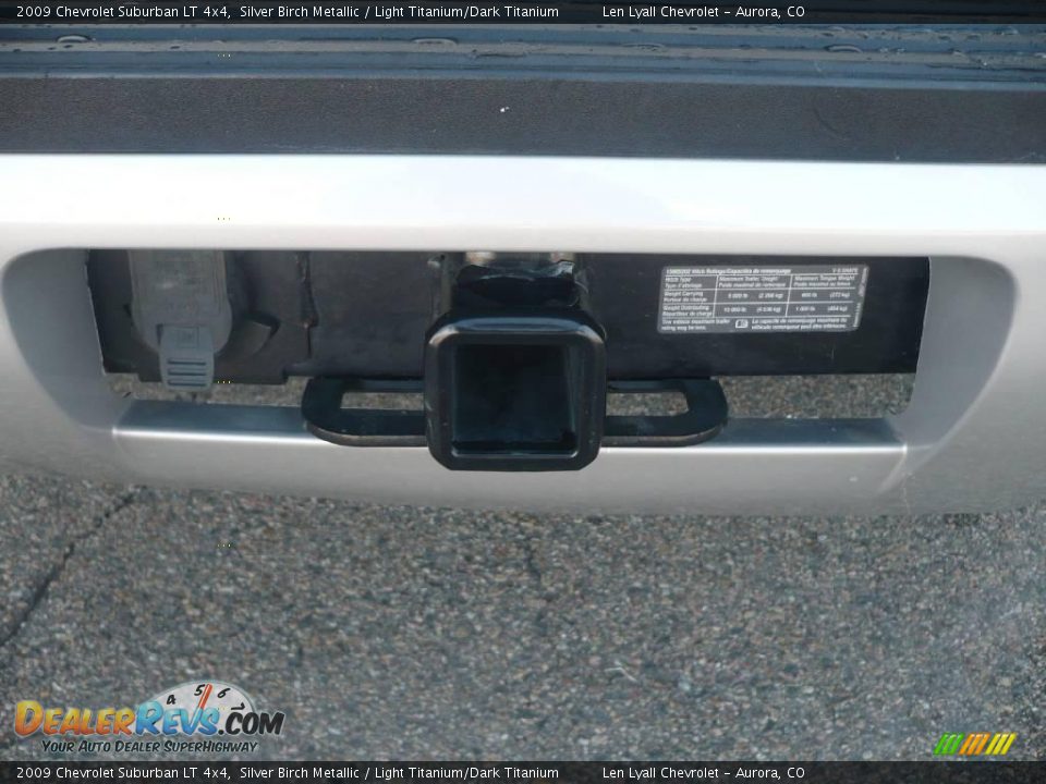 2009 Chevrolet Suburban LT 4x4 Silver Birch Metallic / Light Titanium/Dark Titanium Photo #13