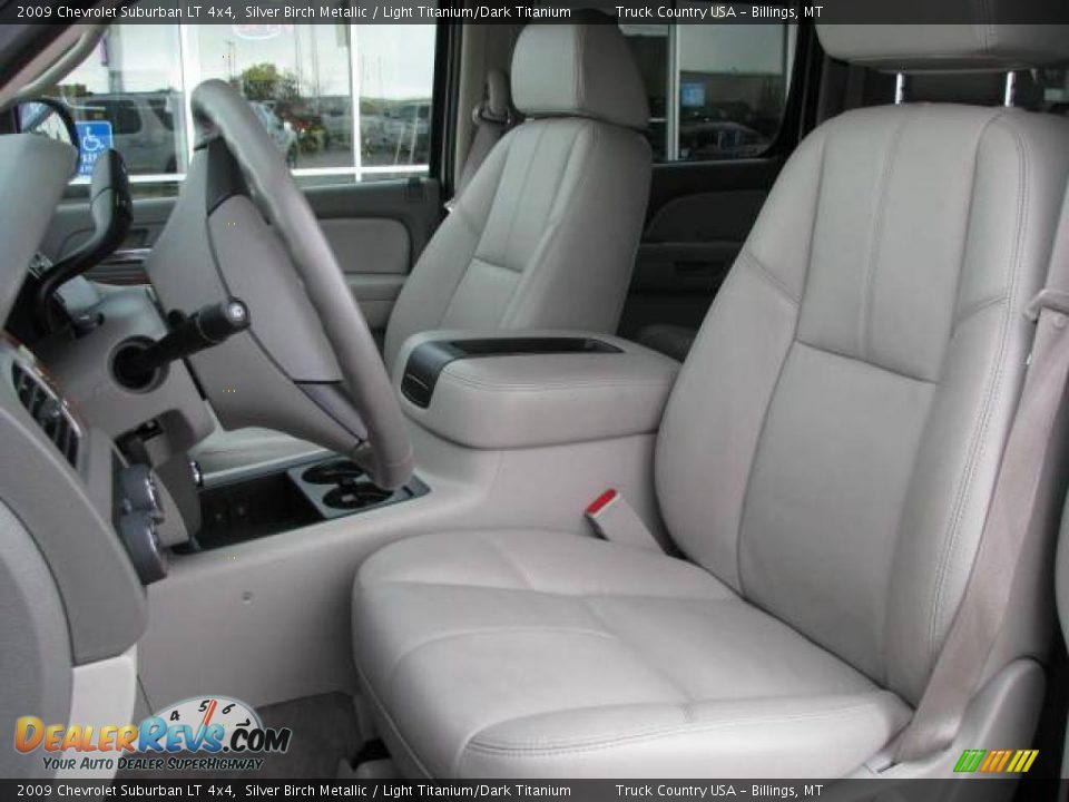 2009 Chevrolet Suburban LT 4x4 Silver Birch Metallic / Light Titanium/Dark Titanium Photo #10