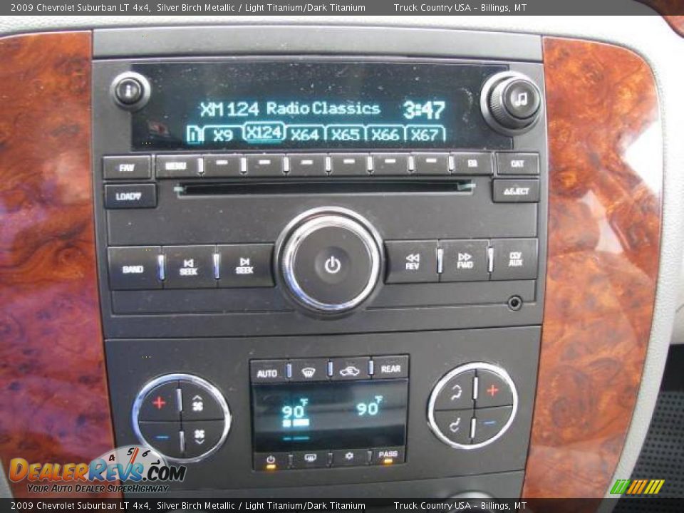2009 Chevrolet Suburban LT 4x4 Silver Birch Metallic / Light Titanium/Dark Titanium Photo #13