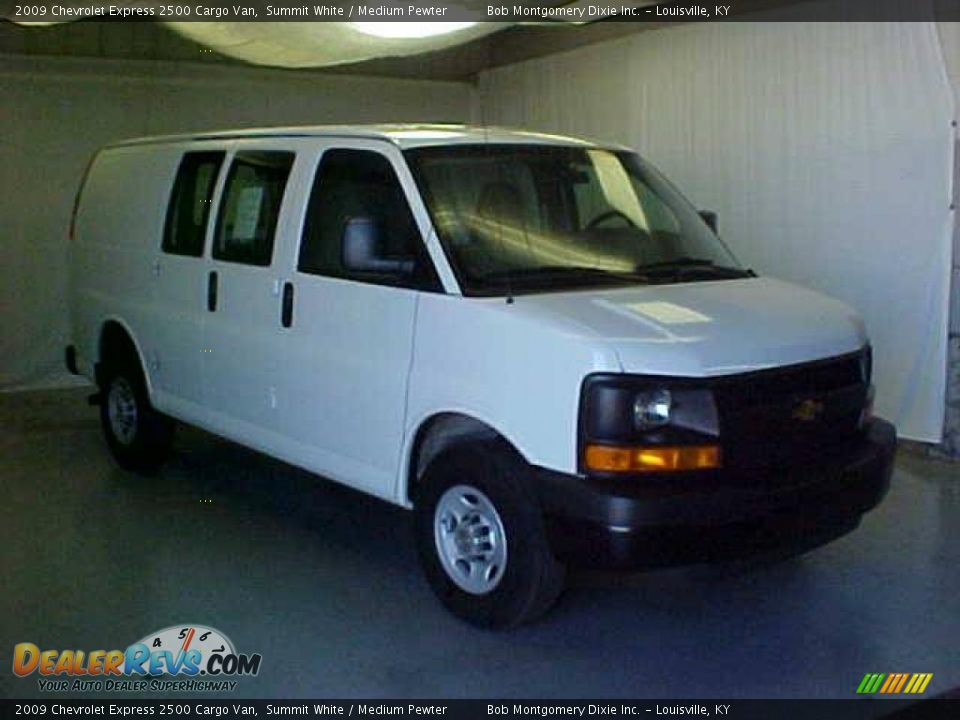 2009 Chevrolet Express 2500 Cargo Van Summit White / Medium Pewter Photo #1