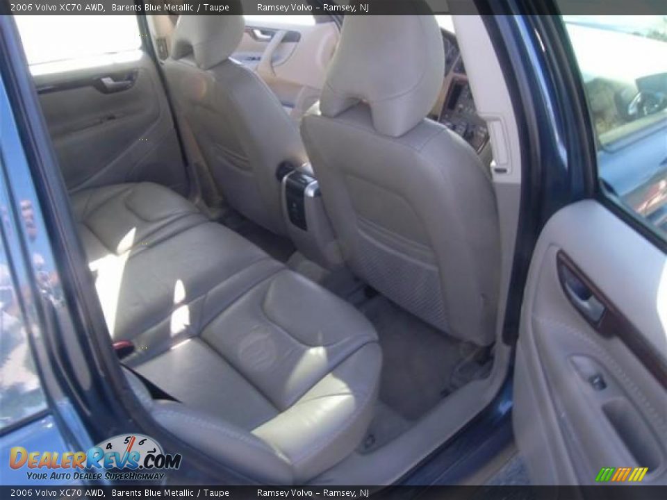 2006 Volvo XC70 AWD Barents Blue Metallic / Taupe Photo #13