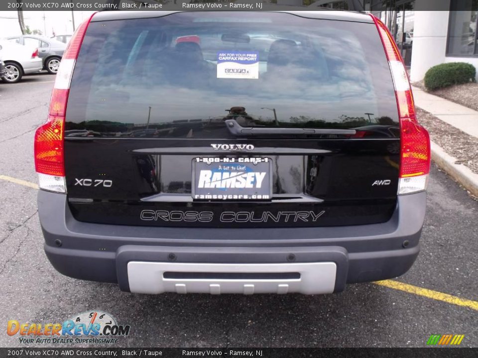 2007 Volvo XC70 AWD Cross Country Black / Taupe Photo #4