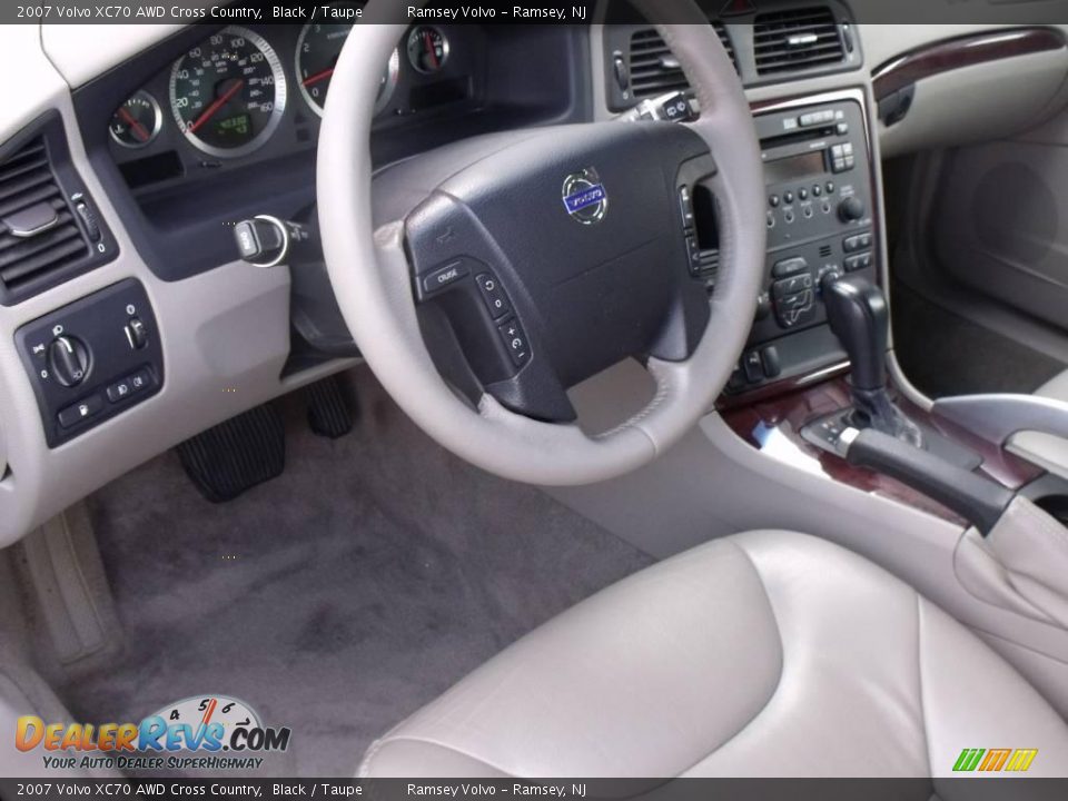 2007 Volvo XC70 AWD Cross Country Black / Taupe Photo #11