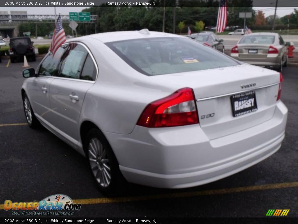 2008 Volvo S80 3.2 Ice White / Sandstone Beige Photo #4