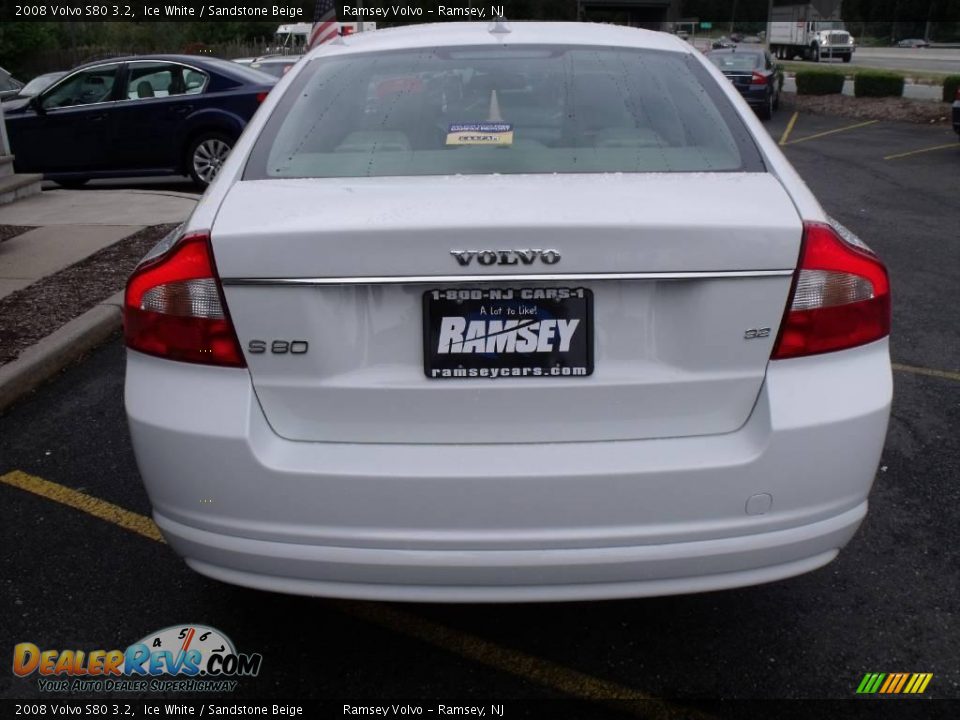 2008 Volvo S80 3.2 Ice White / Sandstone Beige Photo #5