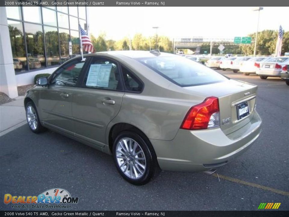 2008 Volvo S40 T5 AWD Gecko Green Metallic / Quartz Photo #4