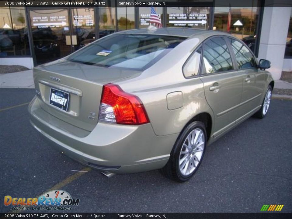 2008 Volvo S40 T5 AWD Gecko Green Metallic / Quartz Photo #6