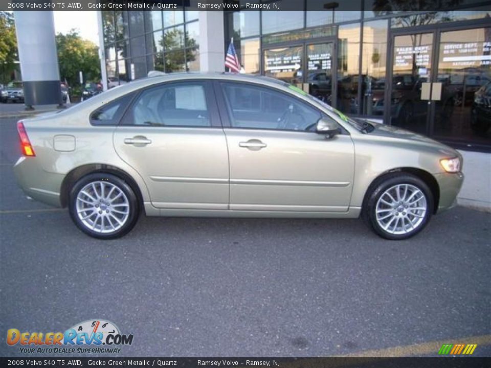 2008 Volvo S40 T5 AWD Gecko Green Metallic / Quartz Photo #7