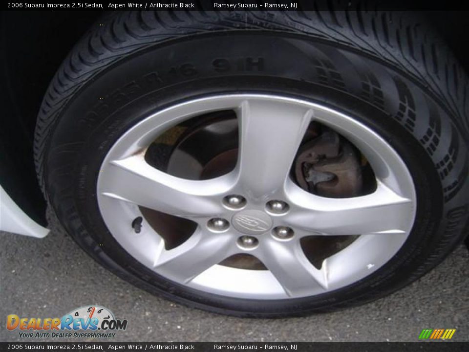 2006 Subaru Impreza 2.5i Sedan Aspen White / Anthracite Black Photo #17