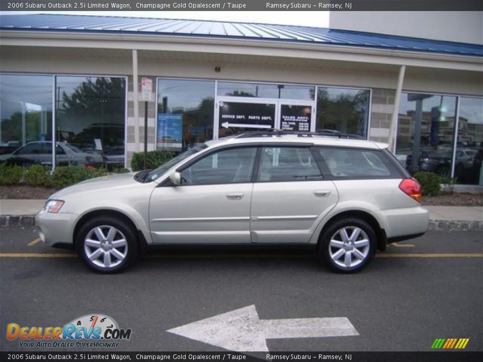 2006 Subaru Outback 2.5i Limited Wagon Champagne Gold Opalescent / Taupe Photo #2