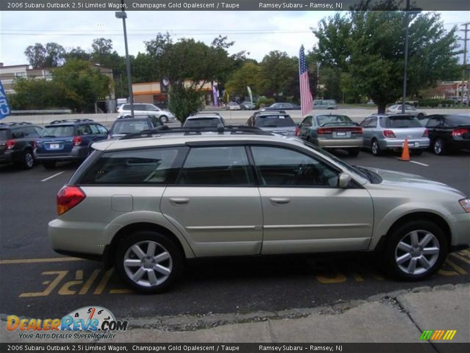 2006 Subaru Outback 2.5i Limited Wagon Champagne Gold Opalescent / Taupe Photo #6
