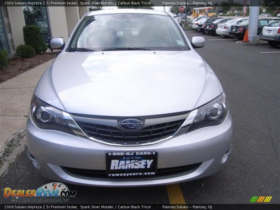 2009 Subaru Impreza 2.5i Premium Sedan Spark Silver Metallic / Carbon Black Tricot Photo #7
