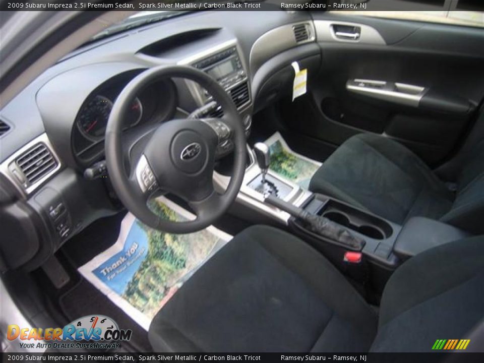 2009 Subaru Impreza 2.5i Premium Sedan Spark Silver Metallic / Carbon Black Tricot Photo #8