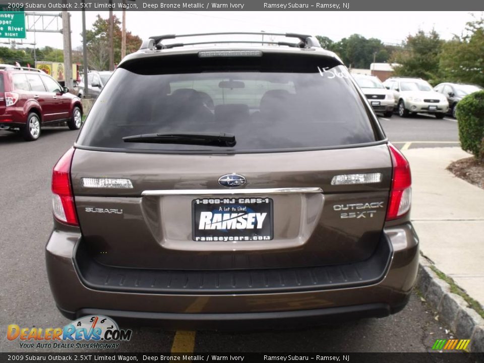 2009 Subaru Outback 2.5XT Limited Wagon Deep Bronze Metallic / Warm Ivory Photo #4