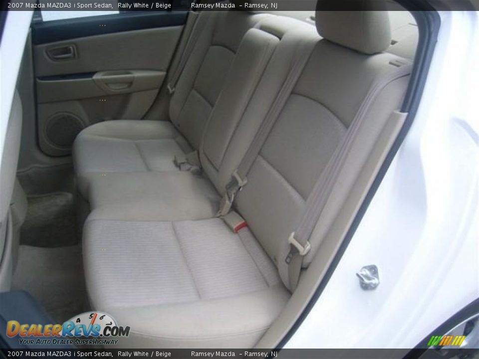 2007 Mazda MAZDA3 i Sport Sedan Rally White / Beige Photo #20