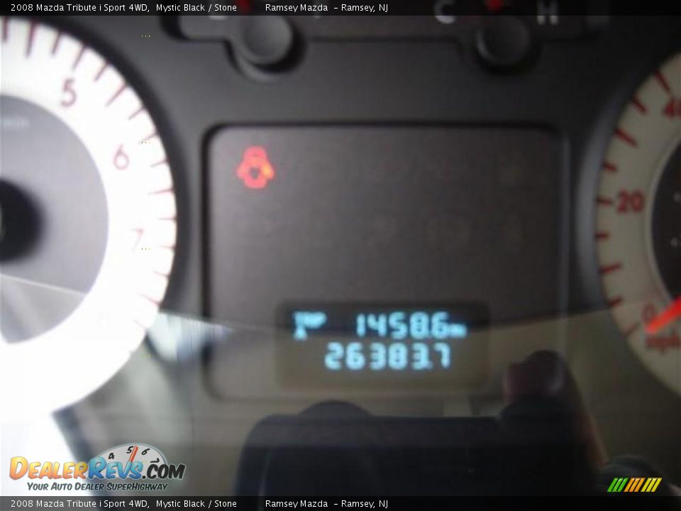 2008 Mazda Tribute i Sport 4WD Mystic Black / Stone Photo #16