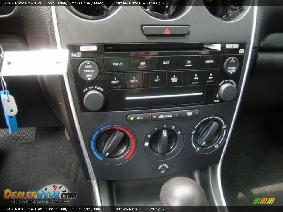 2007 Mazda MAZDA6 i Sport Sedan Smokestone / Black Photo #17