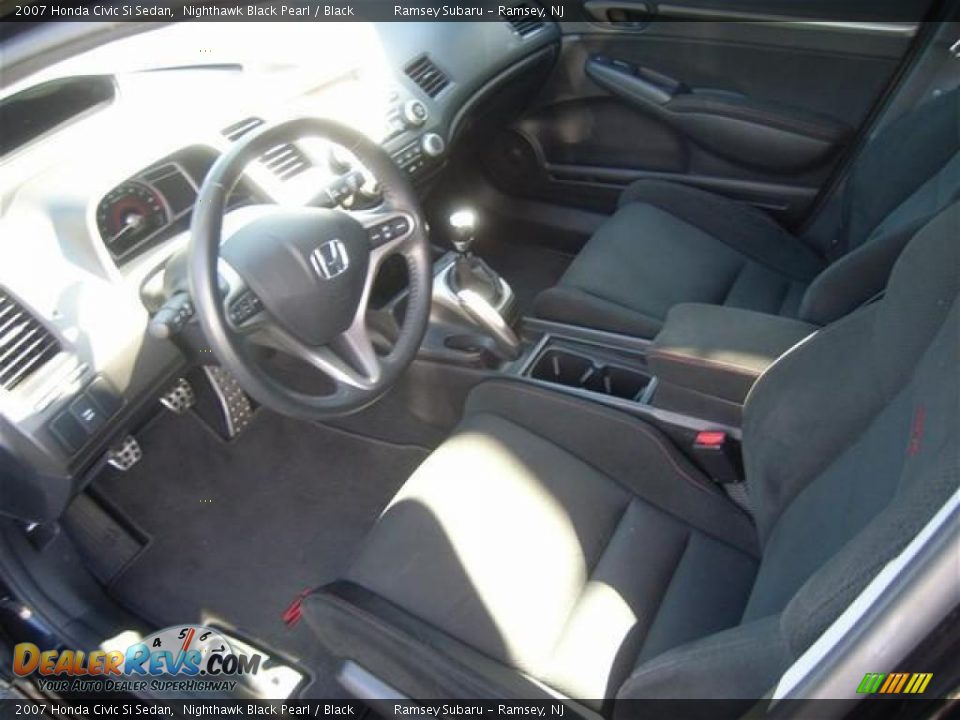 2007 Honda Civic Si Sedan Nighthawk Black Pearl / Black Photo #9