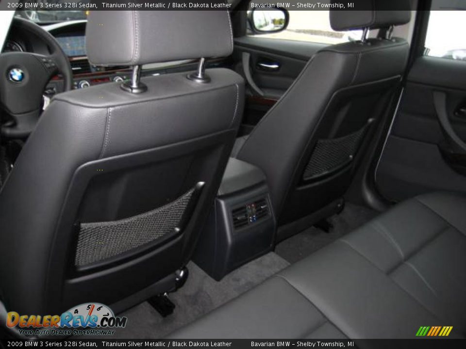 2009 BMW 3 Series 328i Sedan Titanium Silver Metallic / Black Dakota Leather Photo #10