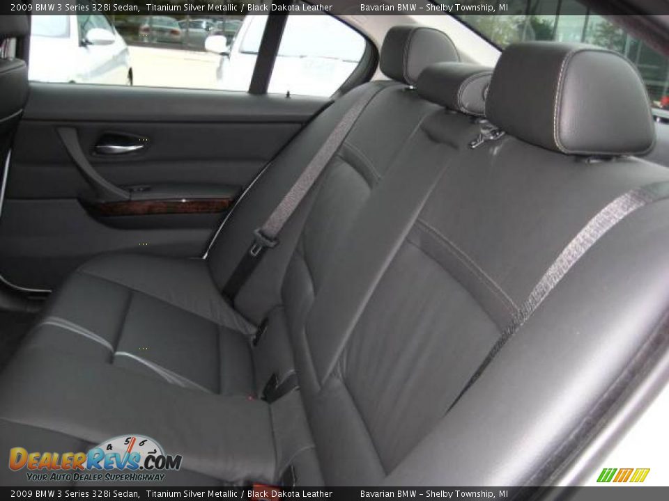 2009 BMW 3 Series 328i Sedan Titanium Silver Metallic / Black Dakota Leather Photo #11