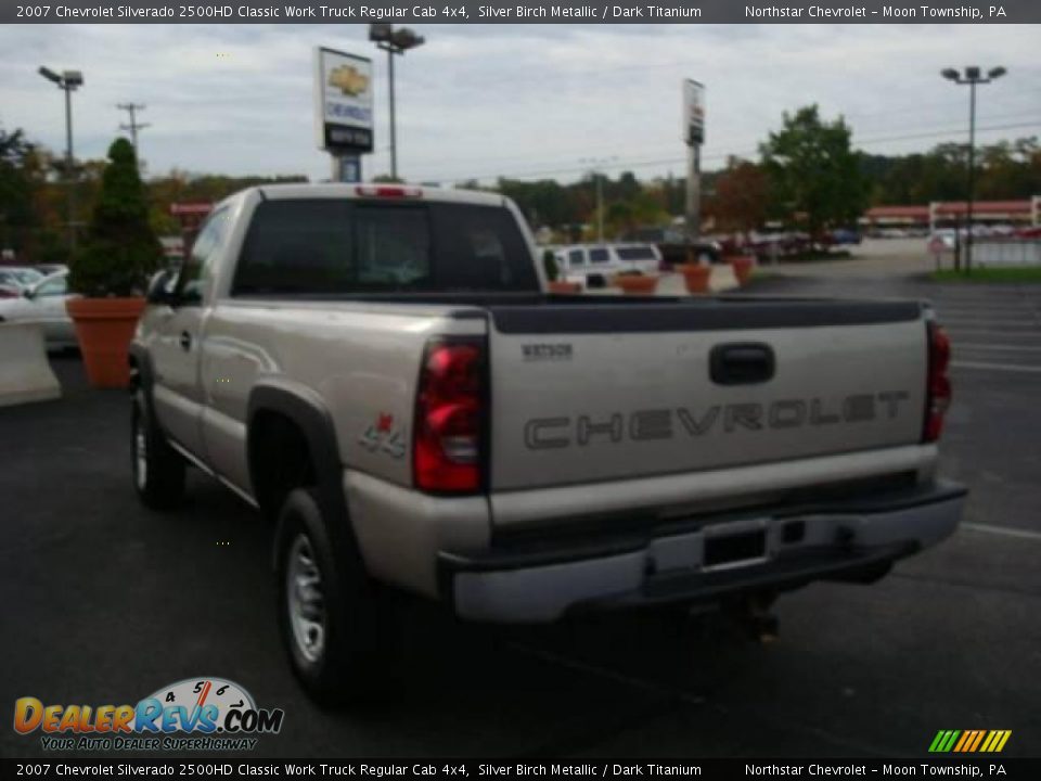 2007 Chevrolet Silverado 2500HD Classic Work Truck Regular Cab 4x4 Silver Birch Metallic / Dark Titanium Photo #5