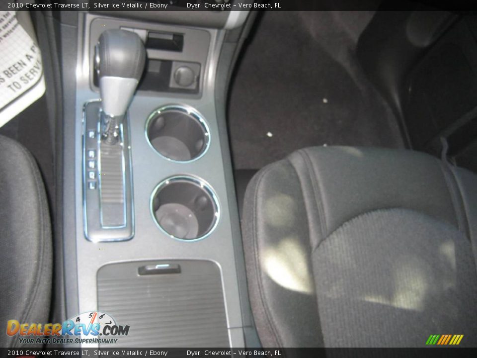 2010 Chevrolet Traverse LT Silver Ice Metallic / Ebony Photo #15