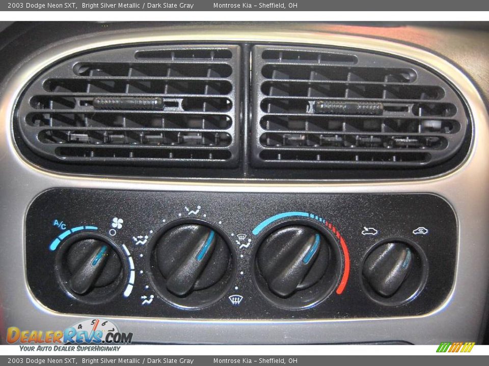 2003 Dodge Neon SXT Bright Silver Metallic / Dark Slate Gray Photo #28