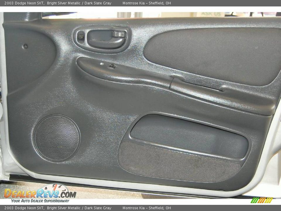 2003 Dodge Neon SXT Bright Silver Metallic / Dark Slate Gray Photo #36